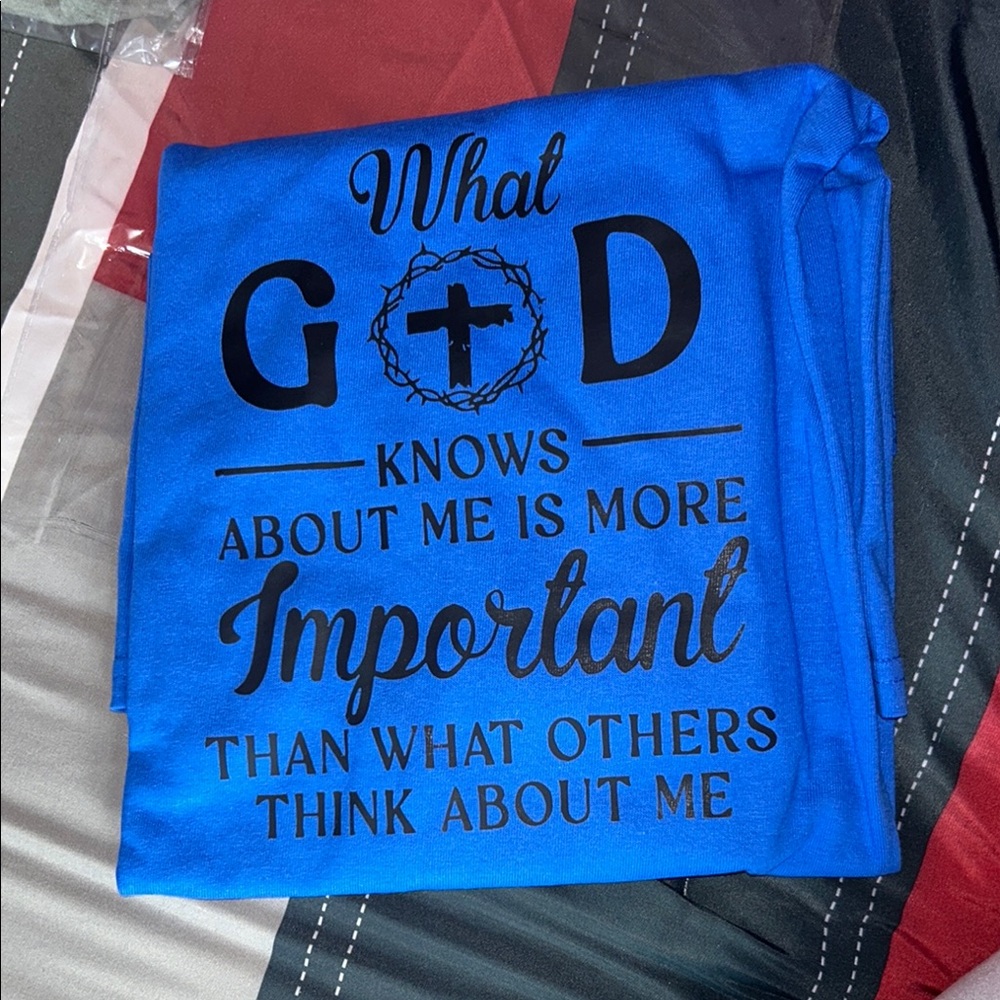 Gildan Blue Short Sleeve Tee with Inspirational Design